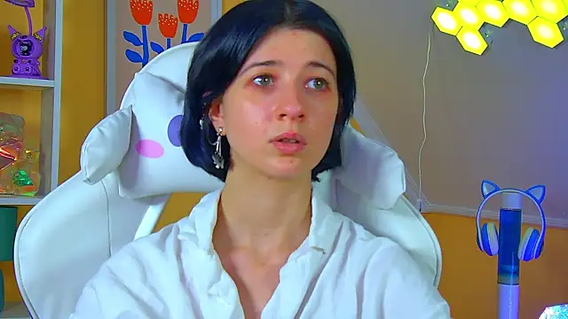 دردشة AnneAvelin الجنسية المباشرة