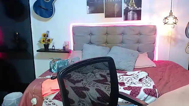 Keyla01_ Live XXX-Chat