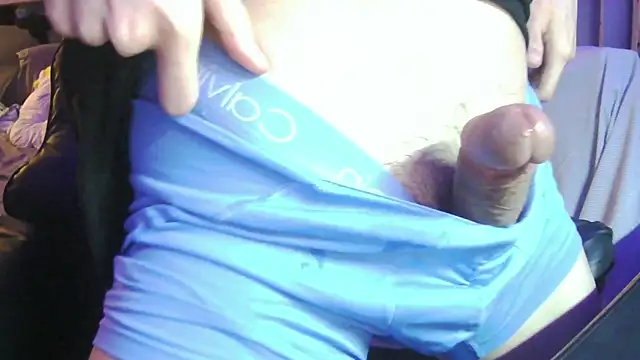 Ray175oo 即時 XXX 聊天