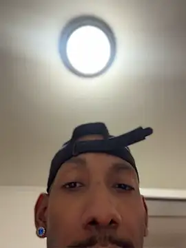 צ'אט XXX בשידור חי של esteraulxxx