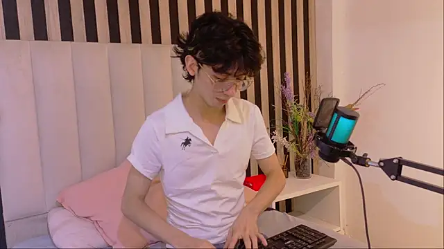 Twink_Sebas7n Live XXX chat