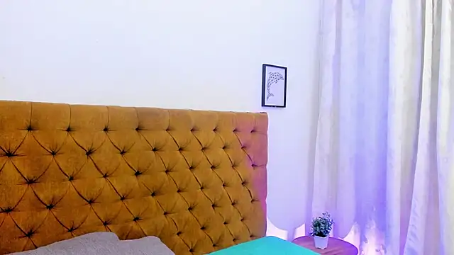 Katty_West's Live XXX Chat