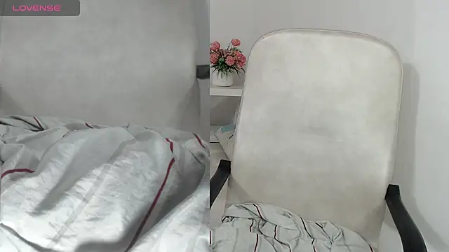 tania_sweet__'s Live XXX Chat