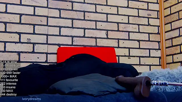 Živý XXX chat IvoryDreams