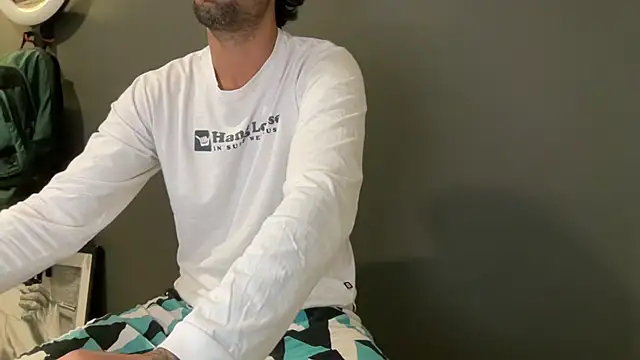 Chat XXX ao vivo de ZeusDelicious