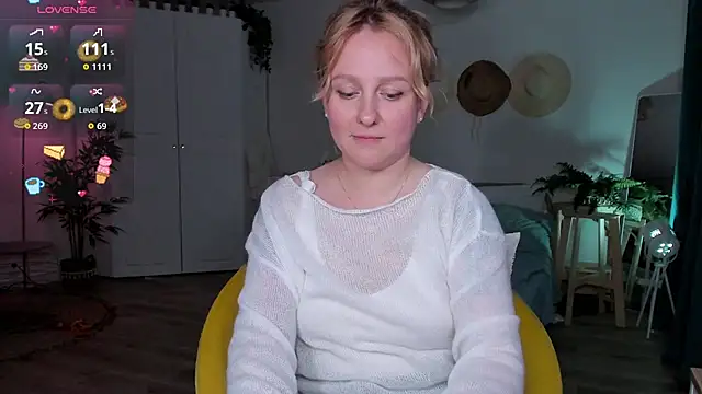 Lazy_Lady Chat XXX live