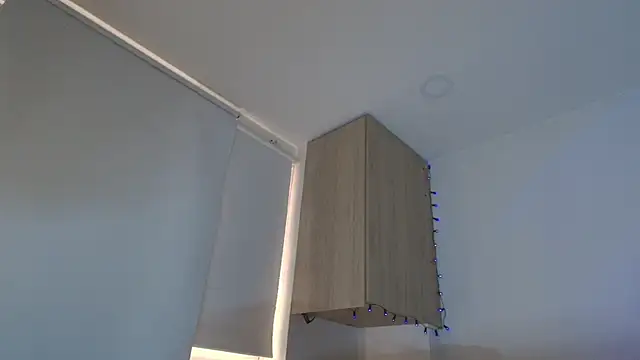 Charlotte11-11's Live XXX Chat