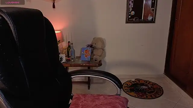 GaiaJonness' Live XXX Chat