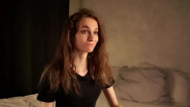 MuoiSlattery Chat XXX live