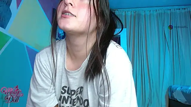 Mysticdooll69 Chat XXX in diretta