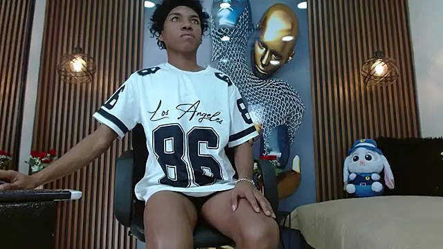 Chat XXX ao vivo de AlessandroBlack_