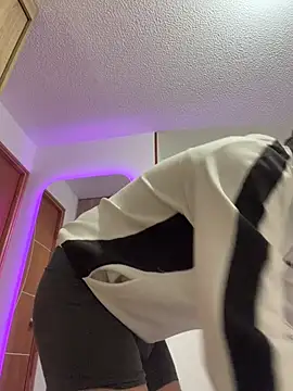 OLIVER_KのライブXXXチャット