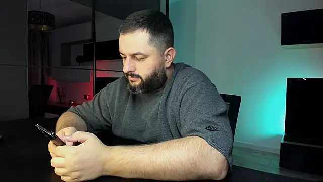 XXX chat uživo modela DravenPeak