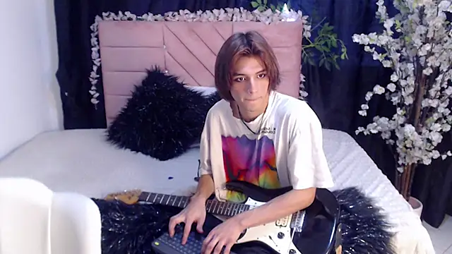 oli_dusk élő XXX-chatje