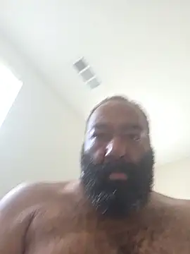 Bearhoney843's Webcam Show