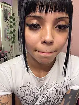 AlanaStormm live XXX chat