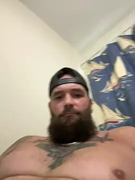 InfamousThatguy1101 Show in webcam