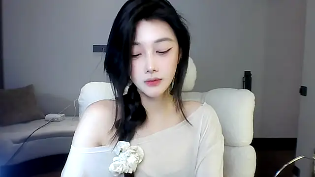 SylvieMaya XXX чат на живо