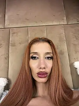 Chat XXX en directo de DevyNessa