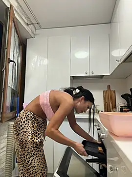 AstridVexxx – Naživo XXX chat