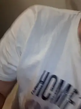 Chat +18 de BigSilkCock ao vivo