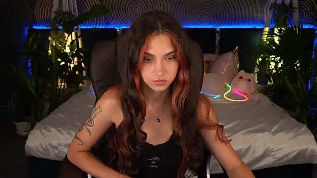 BabyFlowerr's Live XXX Chat