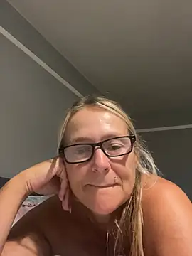 دردشة Blondnboujee53 الجنسية المباشرة