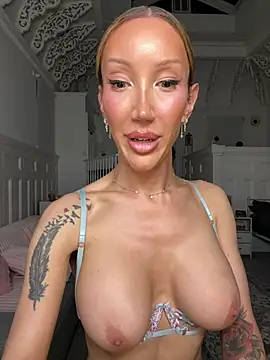 Allana29 现场XXX聊天