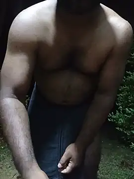 Hiptonos Show in webcam