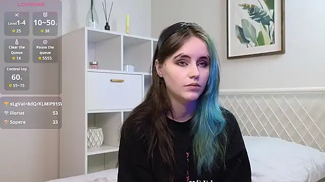 IlonaLovers live XXX chat