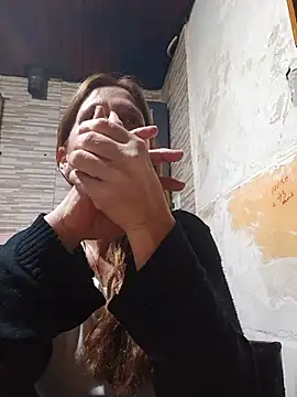 cari75's Live XXX Chat