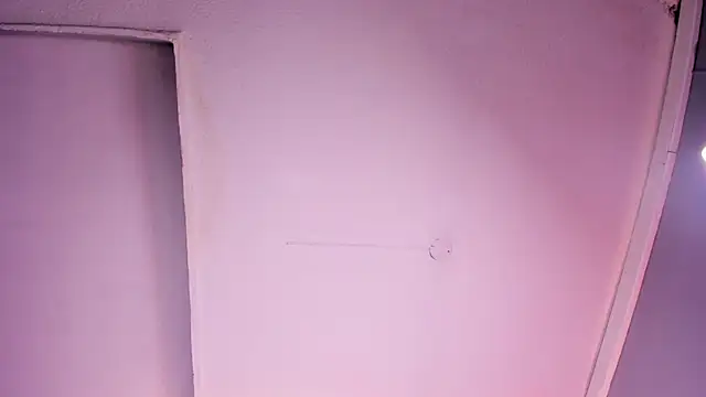 Živý XXX chat LovelyEyesx