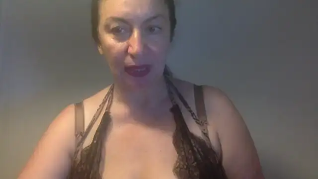 Lizzaa80 live XXX chat