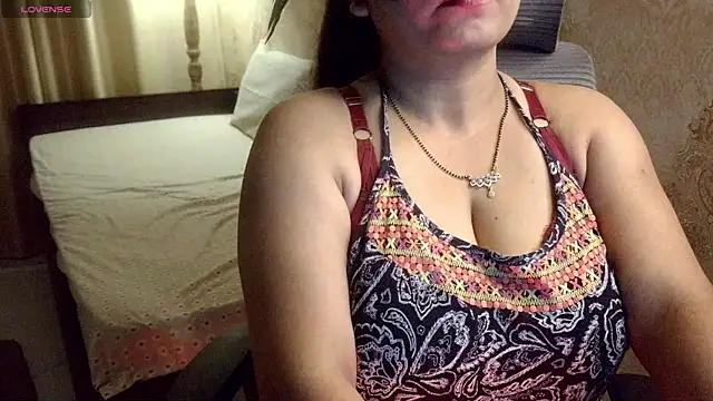 hey_rhea Adlı Modelin Canlı XXX Sohbeti