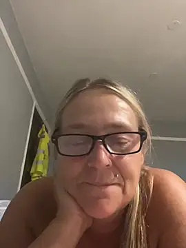 Chat XXX Live Blondnboujee53