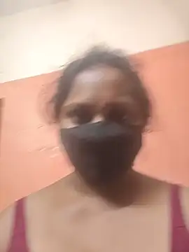 ma-bangaram6666 Adlı Modelin Canlı XXX Sohbeti