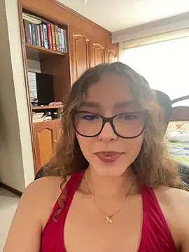 Show modela Isabelle_Noir na web-kameri