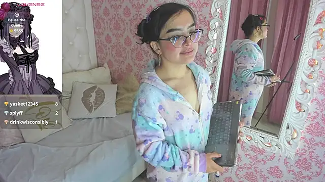 Mini_Rouse's Live XXX Chat
