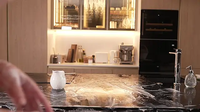 Czat XXX na żywo – LIttle_Rina_