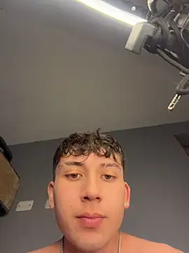Chat XXX Live OLIVER_K