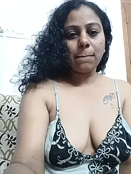 JENNIFERtamil Webcam-Show
