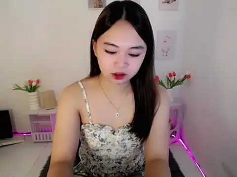 lustfullakim 在線直播表演