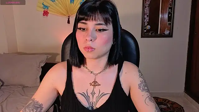 GaiaJonness Adlı Modelin Canlı XXX Sohbeti