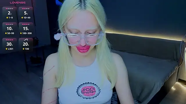 دردشة Luna_Beverly الجنسية المباشرة