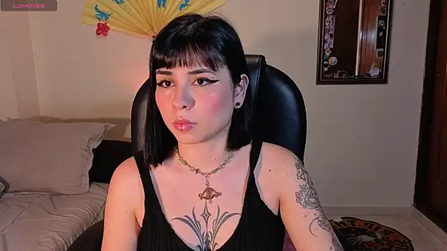 צ'אט XXX בשידור חי של GaiaJonness