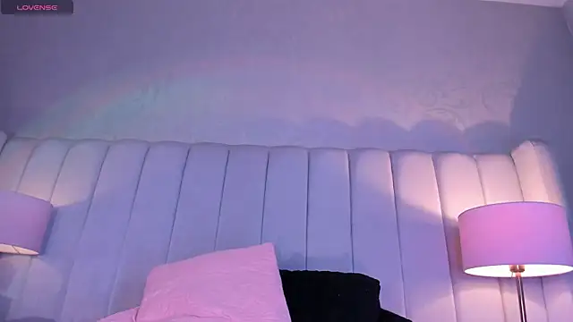 Chat +18 de MadeleynRose ao vivo