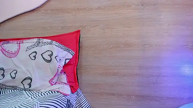 ORIANNA_21のライブXXXチャット