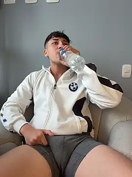 Chat XXX en directo de OLIVER_K