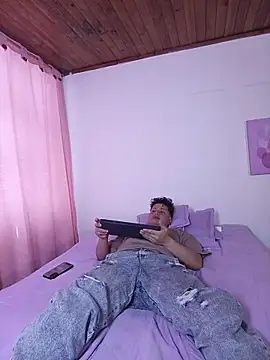 Wildseductor1's Live XXX Chat