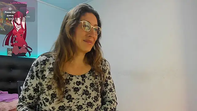 kaylaMinov_ Chat XXX in diretta